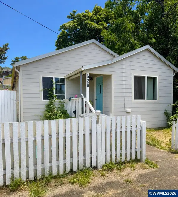 628  Oak St, Brownsville, OR 97327