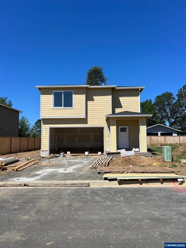 221 NW Royal Av, Dallas, OR 97338