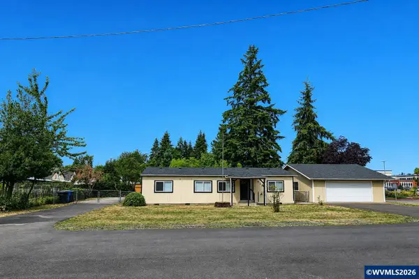 621  Orchard St N, Keizer, OR 97303