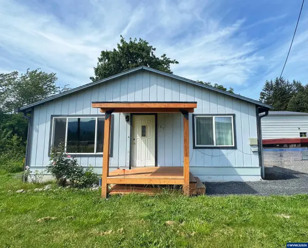 123  North Santiam Hwy, Gates, OR 97346
