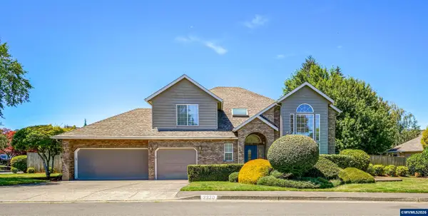 2220  Park Ter NW, Albany, OR 97321