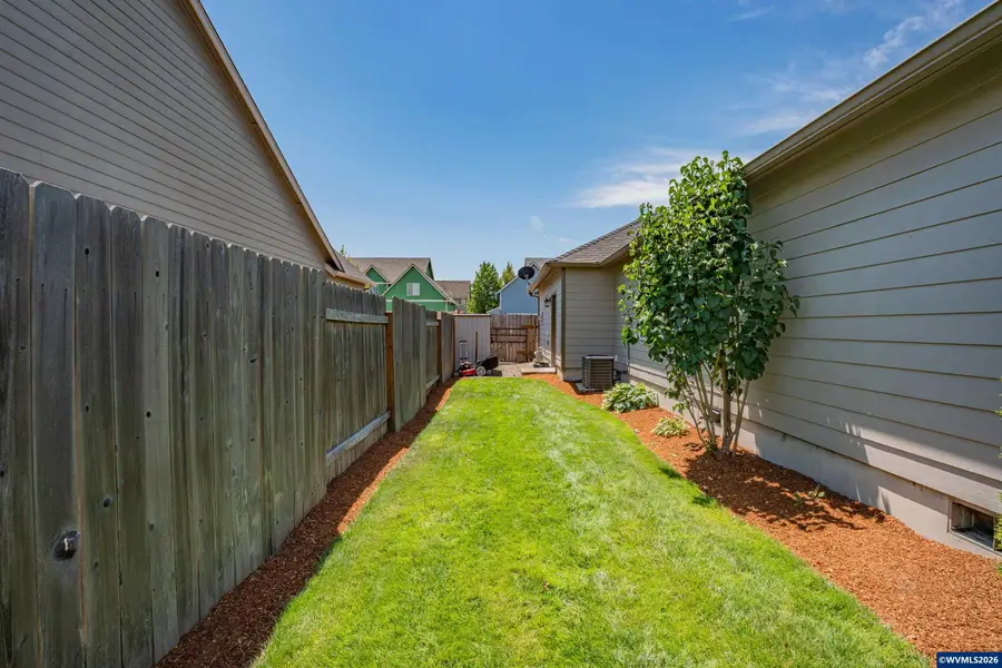 323  Shannon Pl, Lebanon, OR 97355 - #3