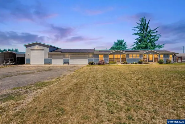 2999  Buena Crest Ln NE, Salem, OR 97303