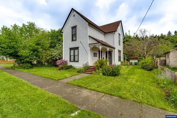 928  Birch Av, Cottage Grove, OR 97424