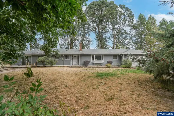 1780  Clover Ridge Rd NE, Albany, OR 97322