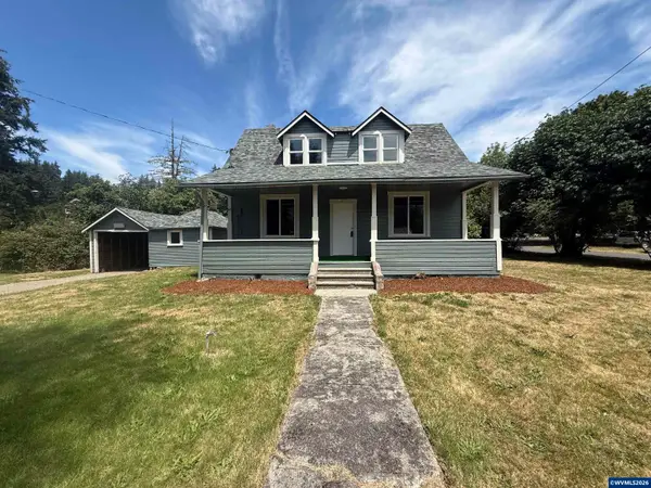 475 NE Alder St, Mill City, OR 97360