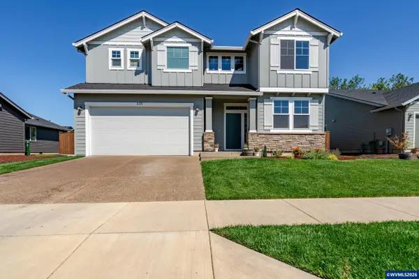 235  Walnut St, Mt Angel, OR 97362