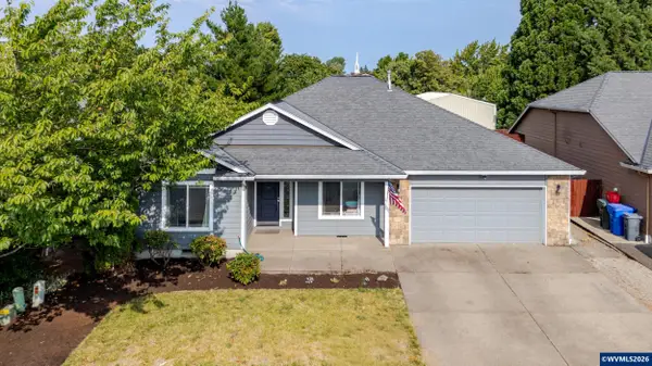 851 S 5th St, Jefferson, OR 97352
