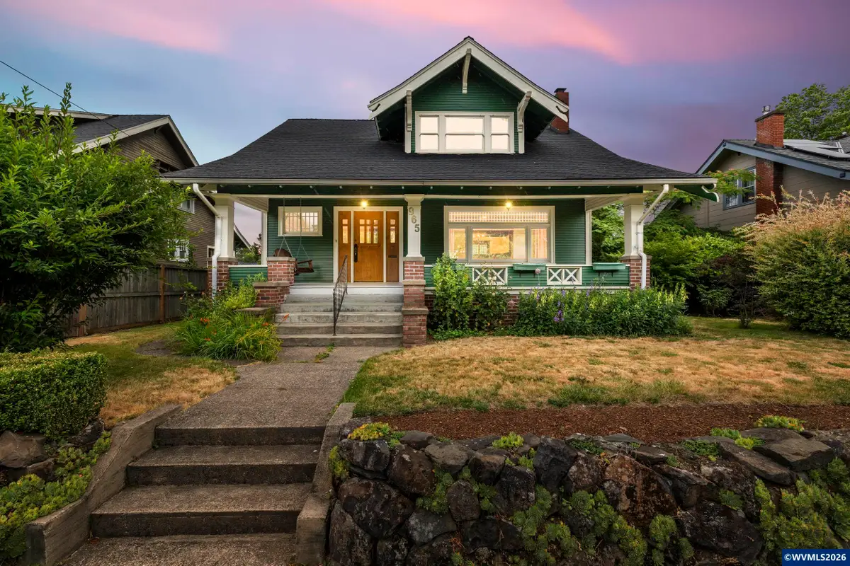 965  D St NE, Salem, OR 97301 - #1