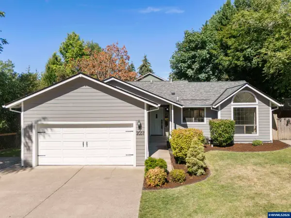 2057  Linwood St NW, Salem, OR 97304