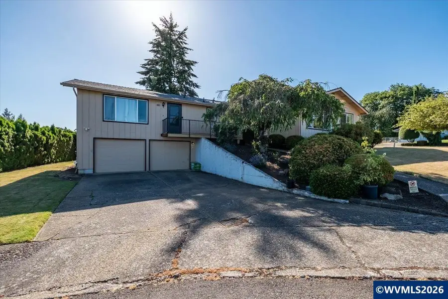 157 NE Fern Ct, Dallas, OR 97338 - #3