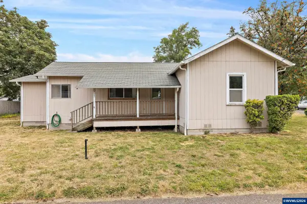 717  Main St, Lyons, OR 97358