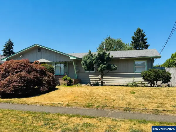 641  Bryan St, Woodburn, OR 97071