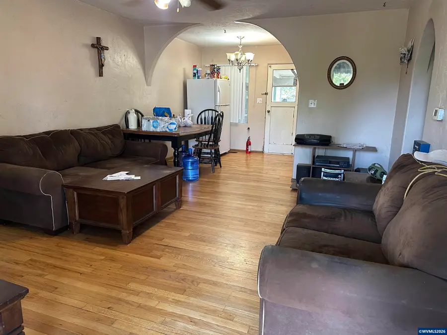641  Bryan St, Woodburn, OR 97071 - #2