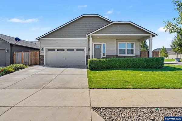 1411 SE Snowberry Av, Dallas, OR 97338