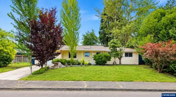1213  Hemlock Lp, Independence, OR 97351