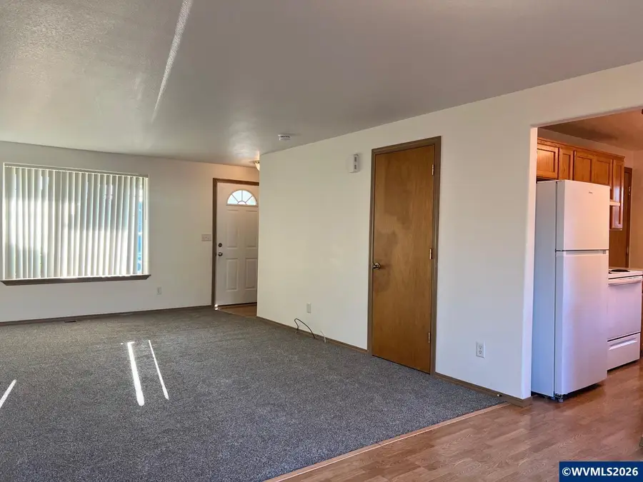 1080  B (-1072) Lp, Lebanon, OR 97355 - #3