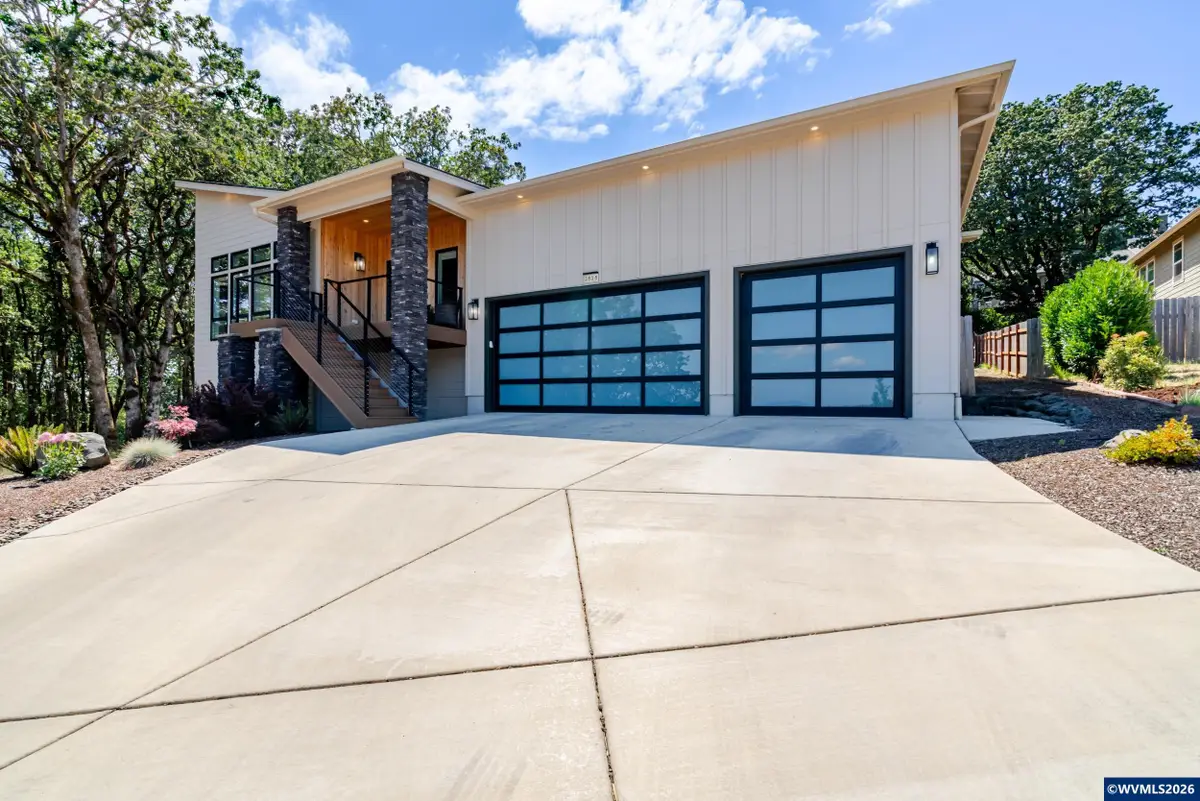2818 SW Wolverine Dr, Corvallis, OR 97333 - #1