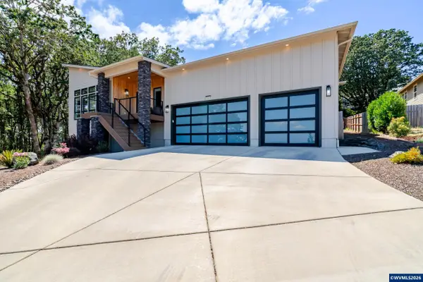 2818 SW Wolverine Dr, Corvallis, OR 97333