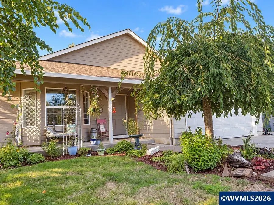 1642 SE Cortland Av, Dallas, OR 97338 - #2