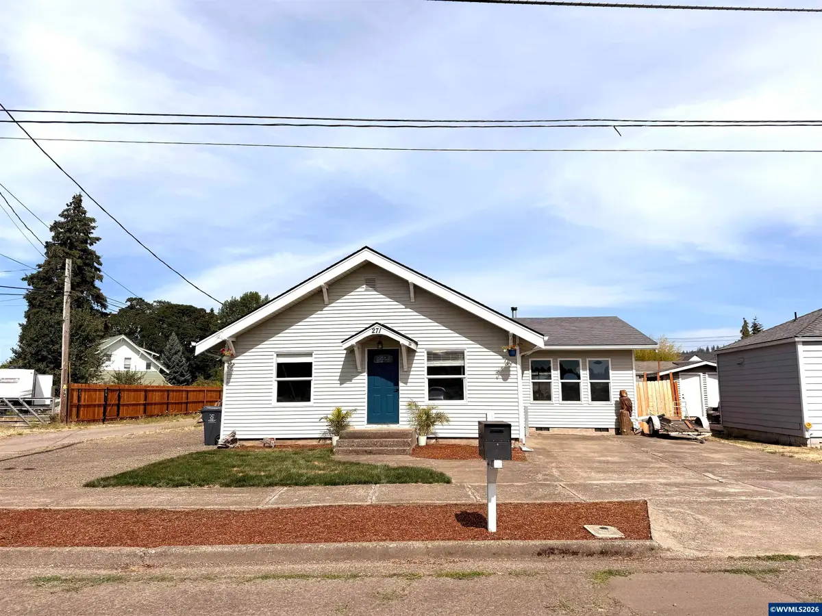 271 S 3rd St, Lebanon, OR 97355 - #1
