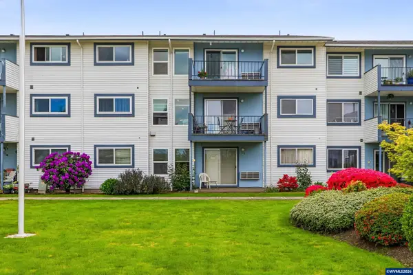 950  Evergreen #318 Rd, Woodburn, OR 97071