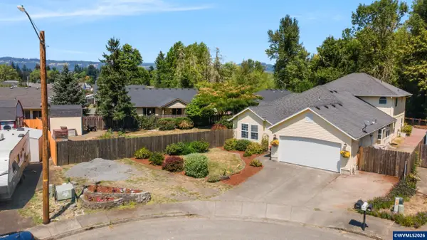 2886  Fir Ct, Sweet Home, OR 97386