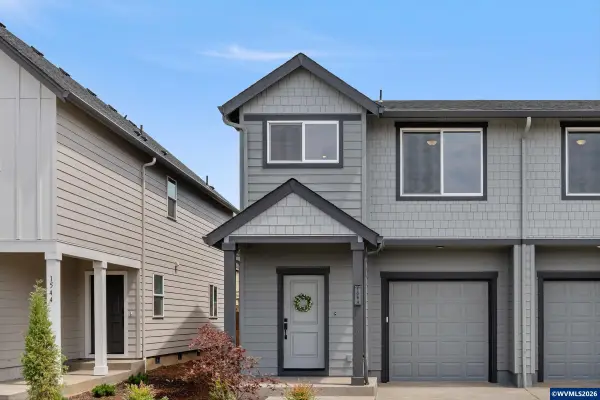 1564  Brown St, Woodburn, OR 97071