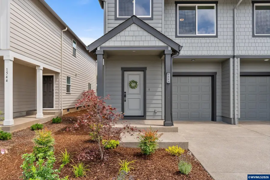 1564  Brown St, Woodburn, OR 97071 - #2