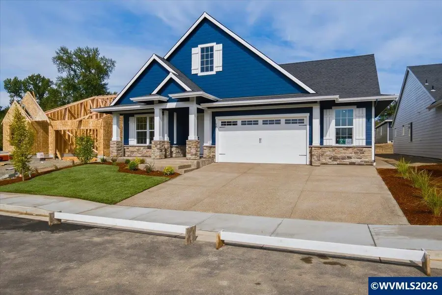 981 W Washington St, Carlton, OR 97111 - #2