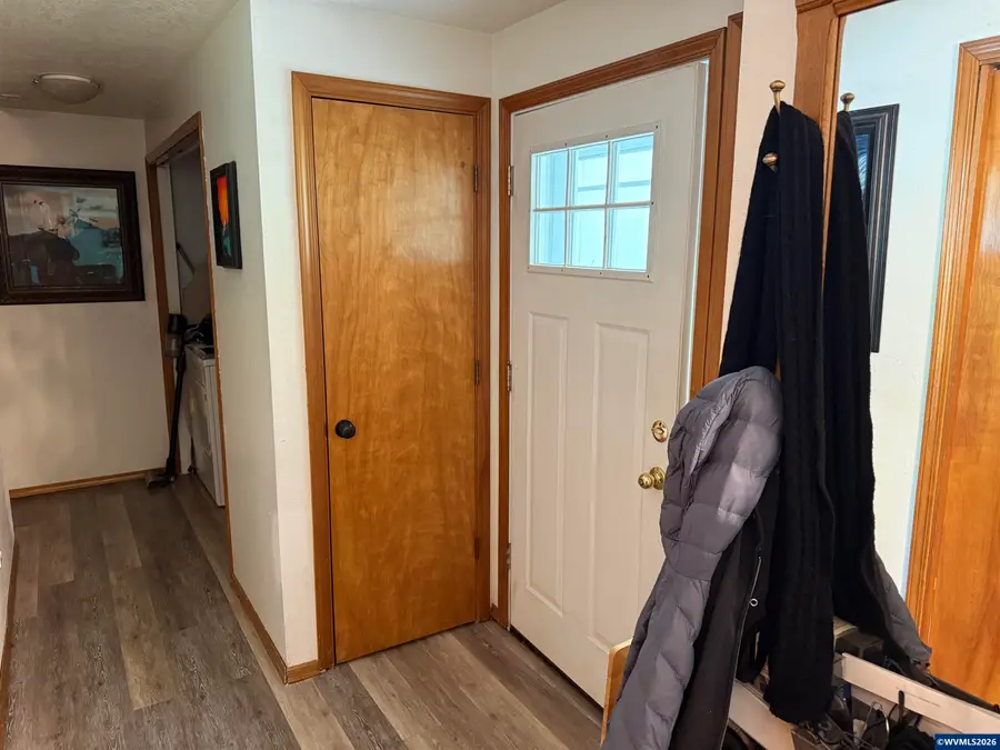749  2nd Pl, Jefferson, OR 97352 - #3