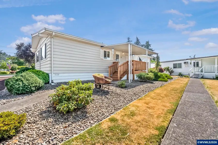 1418  Pine St NE, Silverton, OR 97381 - #2