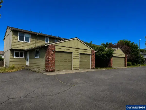 1725-1731  Salishan St SE, Salem, OR 97302