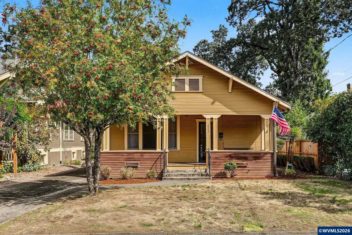 223  Coolidge St, Silverton, OR 97381 - #1