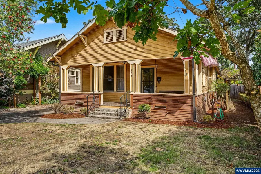 223  Coolidge St, Silverton, OR 97381 - #3