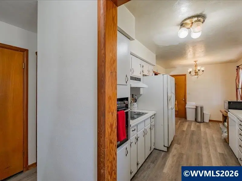 1051  24th Av SE, Albany, OR 97322 - #3