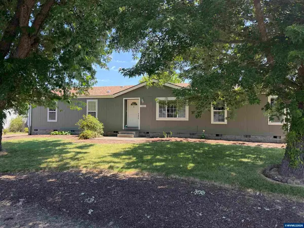 1221  47th Av, Sweet Home, OR 97386