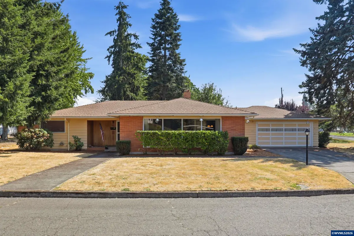 510 E Sherman St, Lebanon, OR 97355 - #1