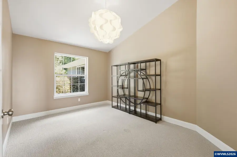 33833  Sunnyview Dr NE, Albany, OR 97322 - #3