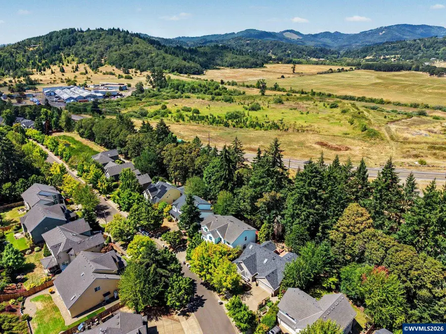 6111 SW Grand Oaks Dr, Corvallis, OR 97333 - #2
