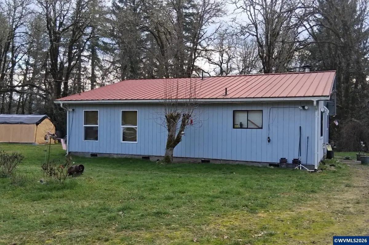 11 N Main St, Falls City, OR 97344 - #1