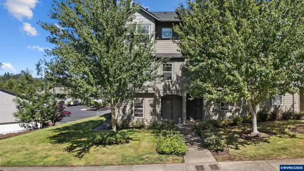 1941  Madras St SE, Salem, OR 97306
