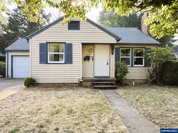 1815  23rd St NE, Salem, OR 97301