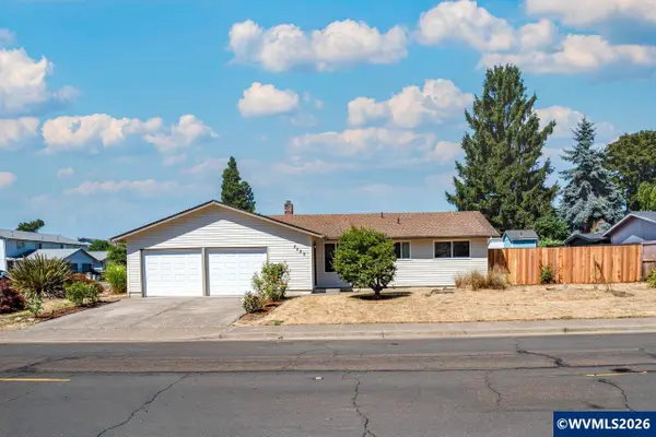 2580  Jackson St SE, Albany, OR 97322