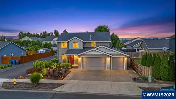 574  prairie St, Woodburn, OR 97071
