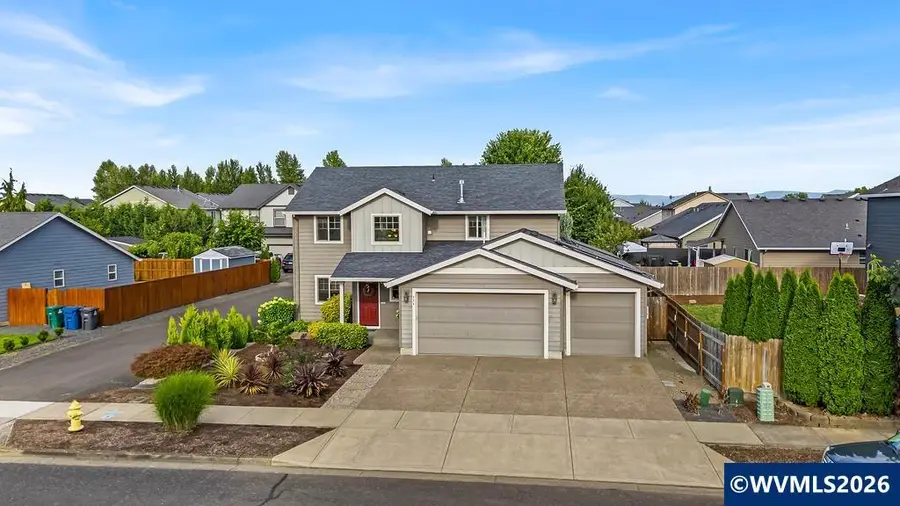 574  prairie St, Woodburn, OR 97071 - #2