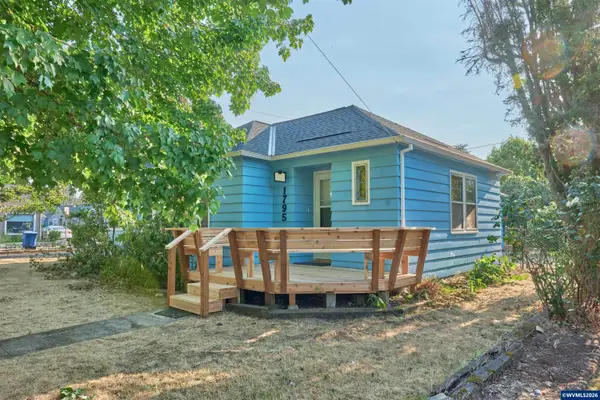 1795  Yew St SE, Salem, OR 97302