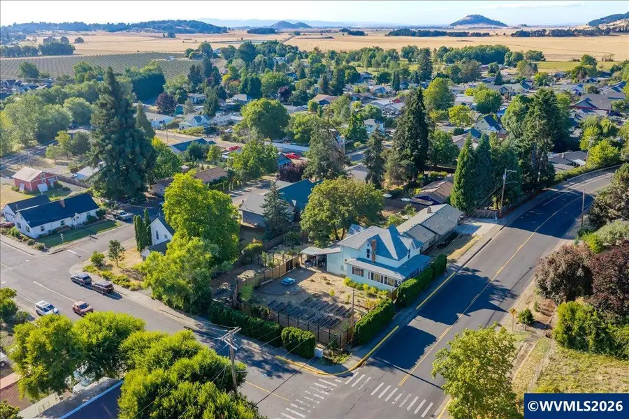 817 N Main St, Brownsville, OR 97327 - #3