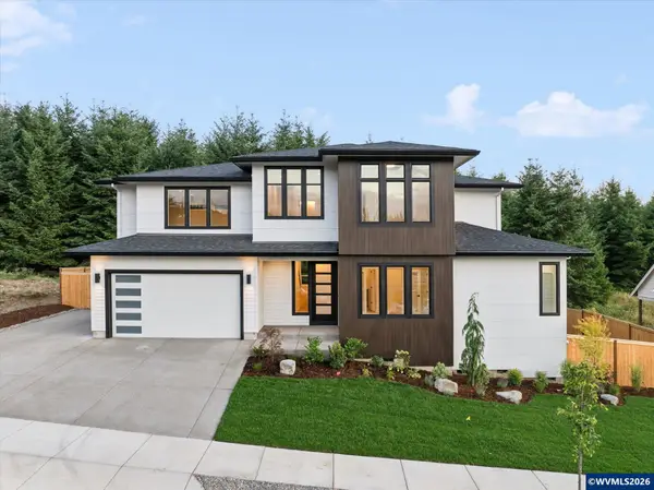 123  Wild Duck Run Lp NE, Silverton, OR 97381