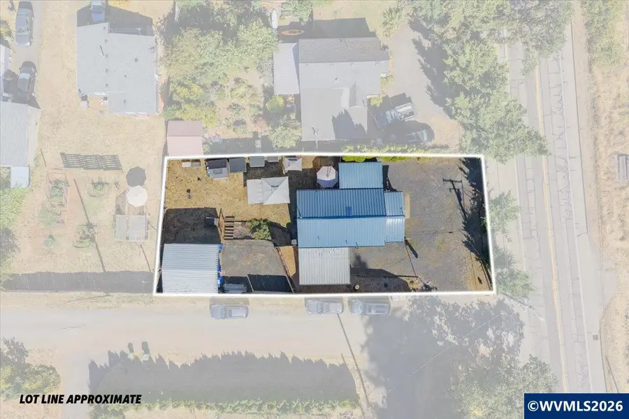 520 W Holley Rd, Sweet Home, OR 97386 - #2